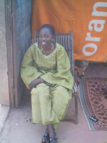 une grande sister
